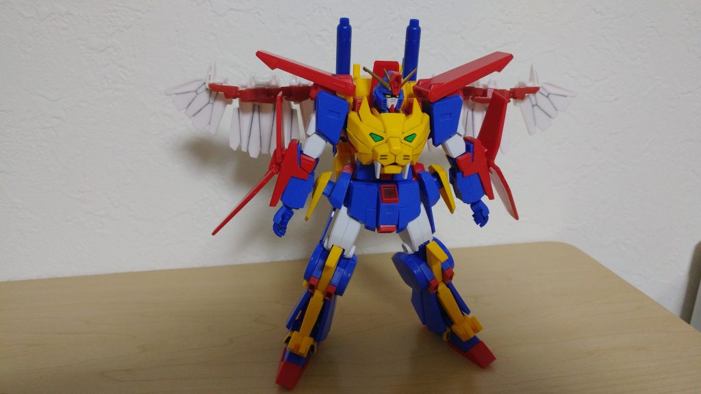 リクトライオンの肩の穴にアニマギアなる食玩の鳥型メカのウィングを使用
元あったリクトライオンの肩アーマーは腰にマウント