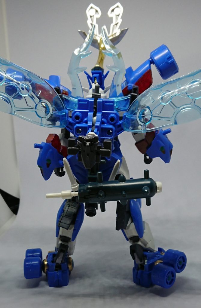 コアガンダムの時のバックパックはアーマーのバックパック下部へ付け替えます