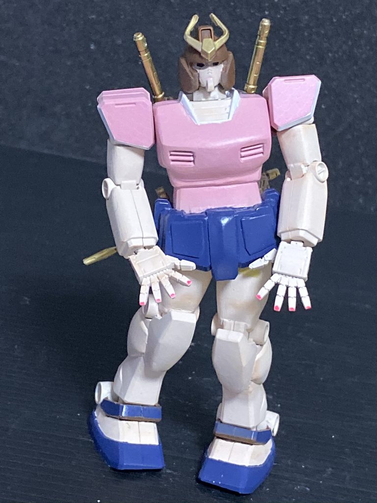 ピンク部は桜の花びらをイメージしてマスキング塗装をしています。