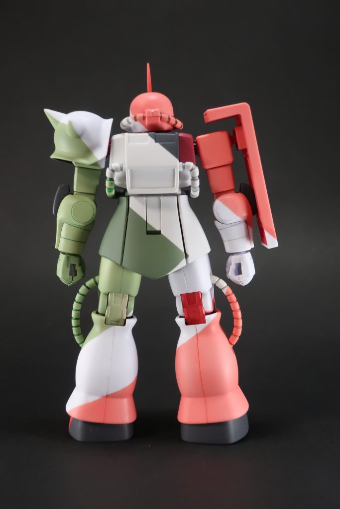 後ろのほうが線がきれいかな