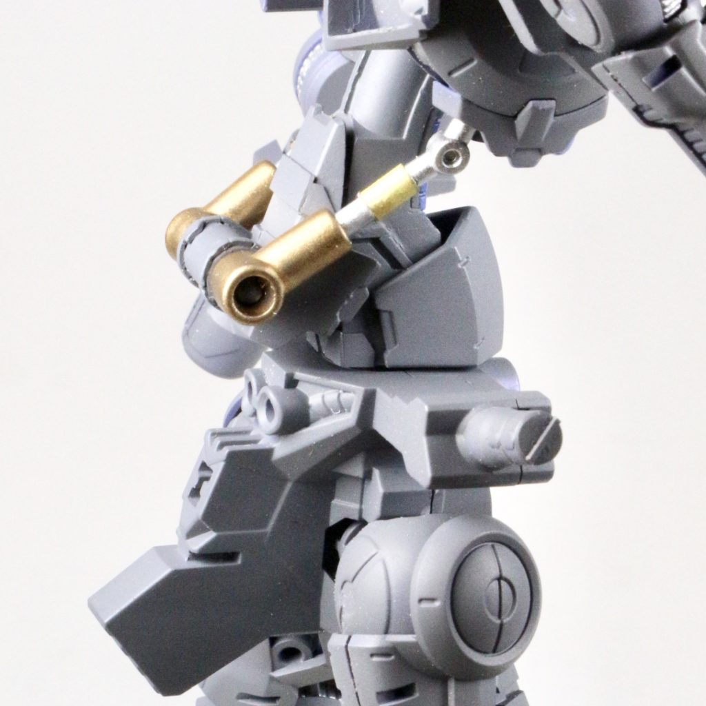 ＨＧグレイズのパーツを使って胴延長しました