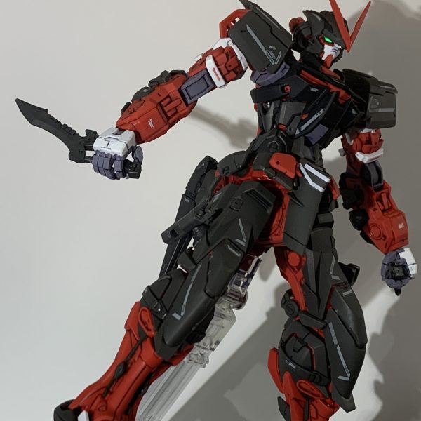 アストレイグリード