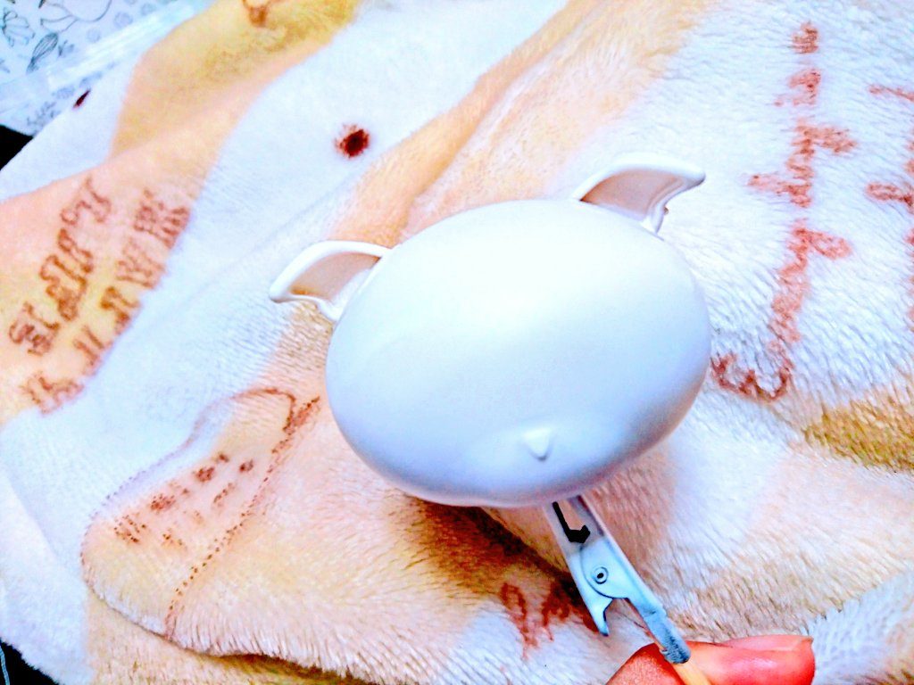 しっかり消せたら白サフを!
いい感じに消えました♪(*>ω<*)