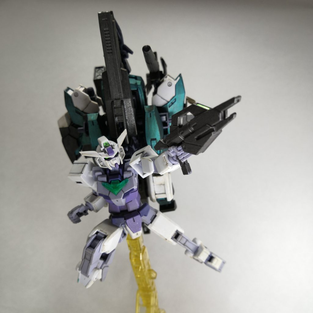 ランナーと余るランドセルパーツを利用して
ヴィートルーアーマーを背負えるようにしてみました。