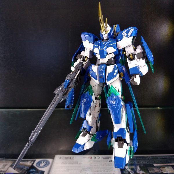 ユニコーンカンダム　シン（SIN）