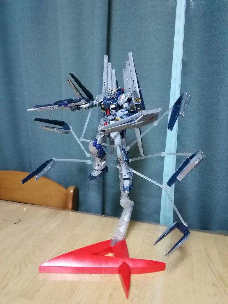 ニューガンダムダブルフィンファンネル–4枚目/制作者：アッキー