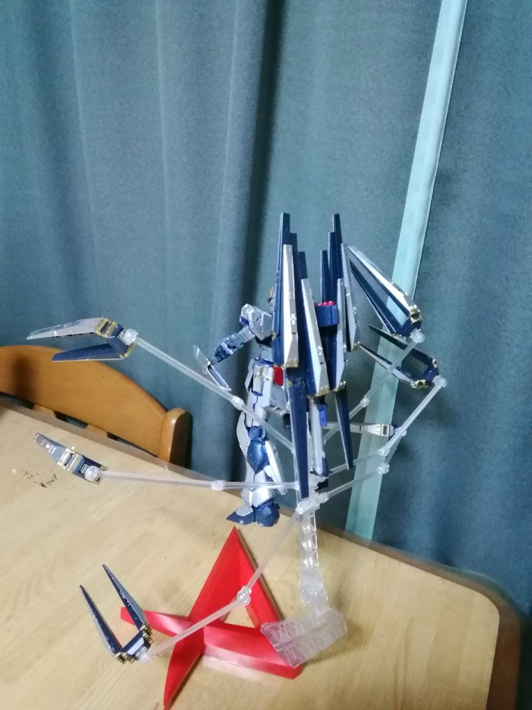 ニューガンダムダブルフィンファンネル–5枚目/制作者：アッキー