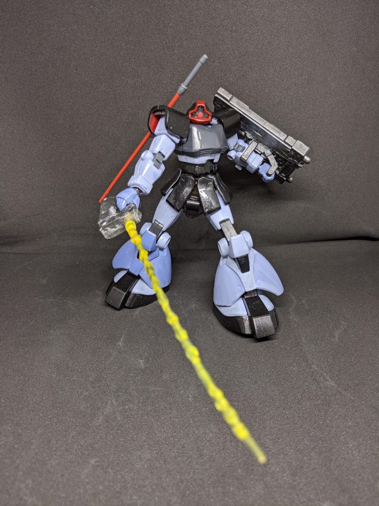 後のギャンのビームサーベルの開発に至っている。