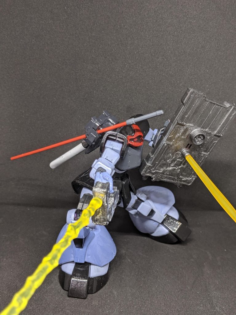 使用キット
HGUCリバイブ版　ギャン
胴体（一部パテで加工）とスカートアーマー、太もも、両腕、ハンドパーツ
ギャンシールド、ビームサーベルエフェクト

HGUC　リックドム
脚部

HGUC　ドム試作実験機
頭部、肩部

HGUCドムトローペン
バックパック

その他ジャンクパーツ。

水彩塗料で塗装。