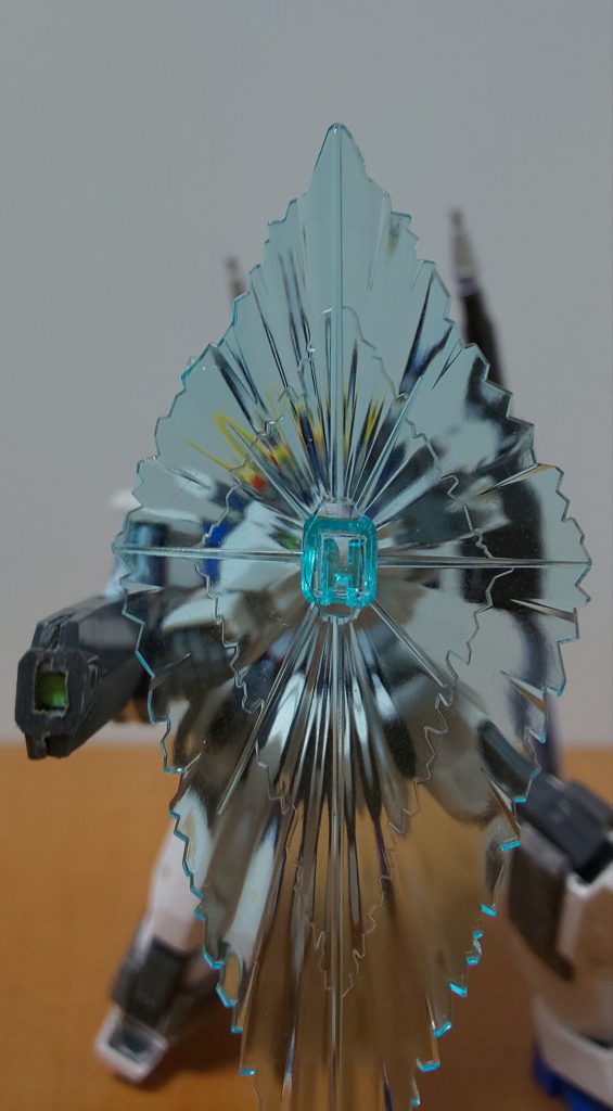 ビームシールドを展開しつつ、ビームショットガンで牽制