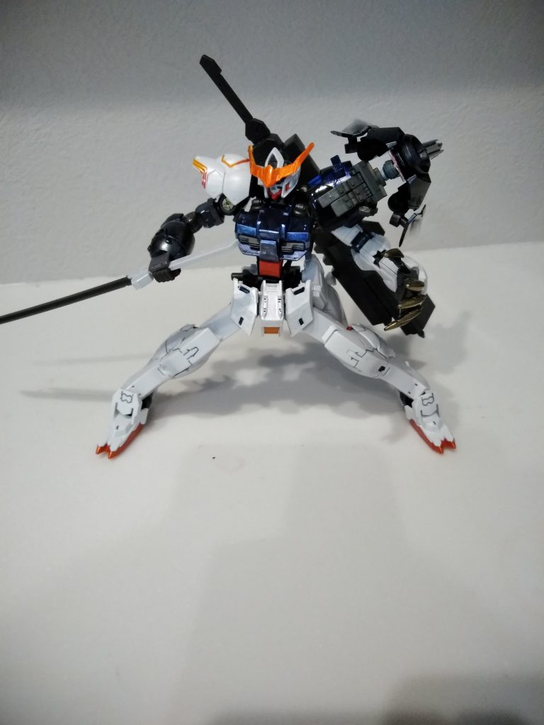 左手は大型腕
ルプス＋掌はレクス
敵を引裂き、握りつぶす