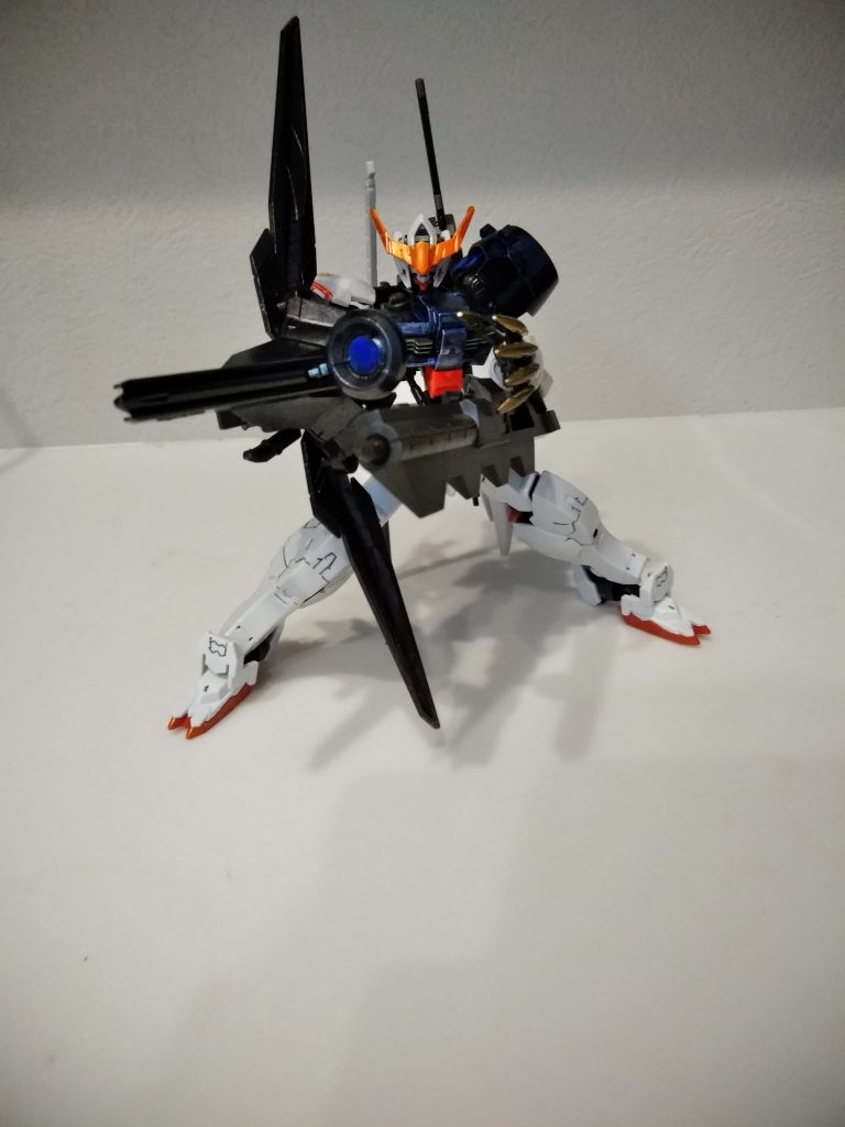 ハルファス・アローモード
バスタードチョッパーからの
ダインスレイブ射出を安定化、長距離化させます。
もともとハルファスは狙撃武器に長けた悪魔だとか