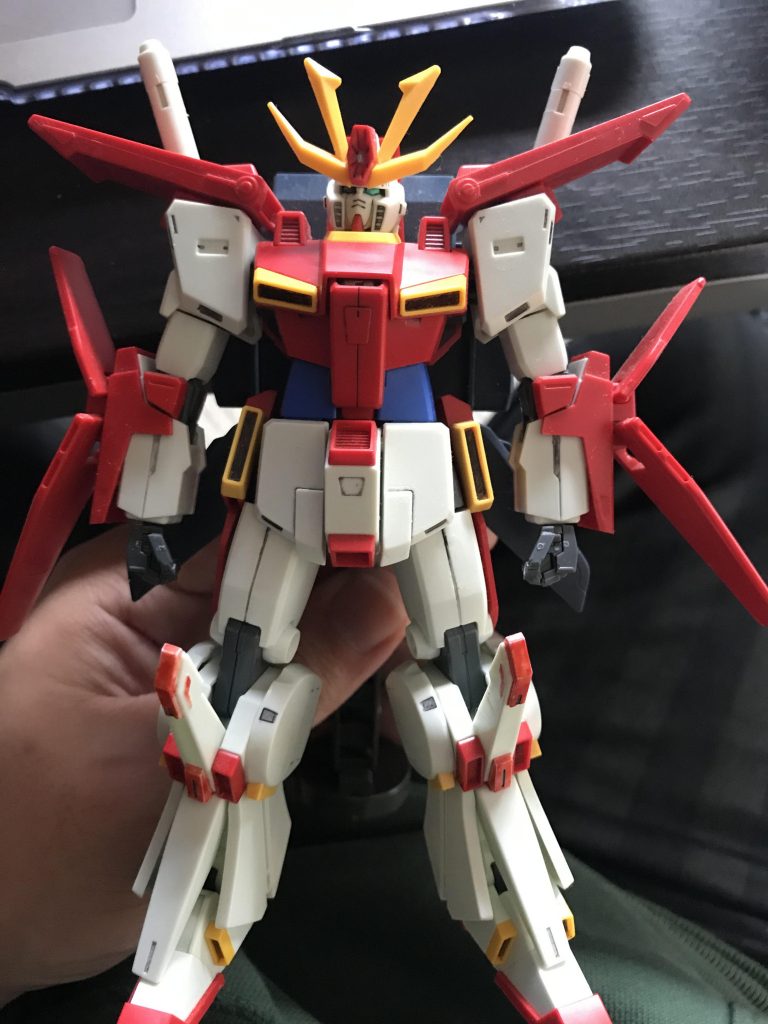 数年後、リベンジで作ったZZ焔リバイブ。トライオン3のキットを使えば部分塗装のみでZZ焔を再現出来るので、塗装技術があまり関係なく前回より見栄えよく仕上がりました