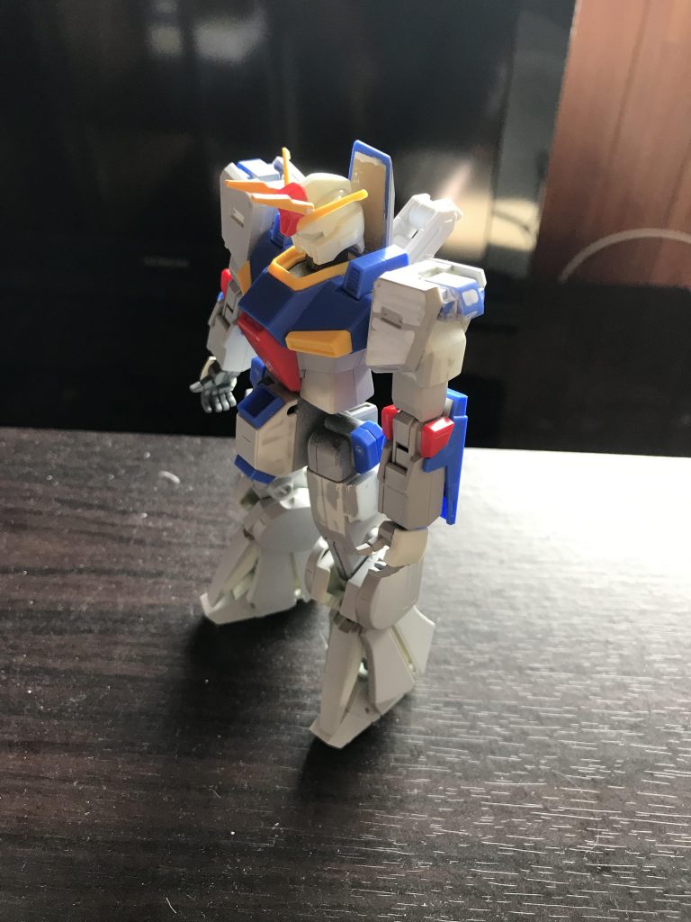 そして最近作っている新作ZZ。その名もZZガンダムシャングリラ。ビルドストライク やガンダムX魔王のように原型機の雰囲気を残しつつもオリジナリティのある機体が好きなので、それをイメージして製作中です。