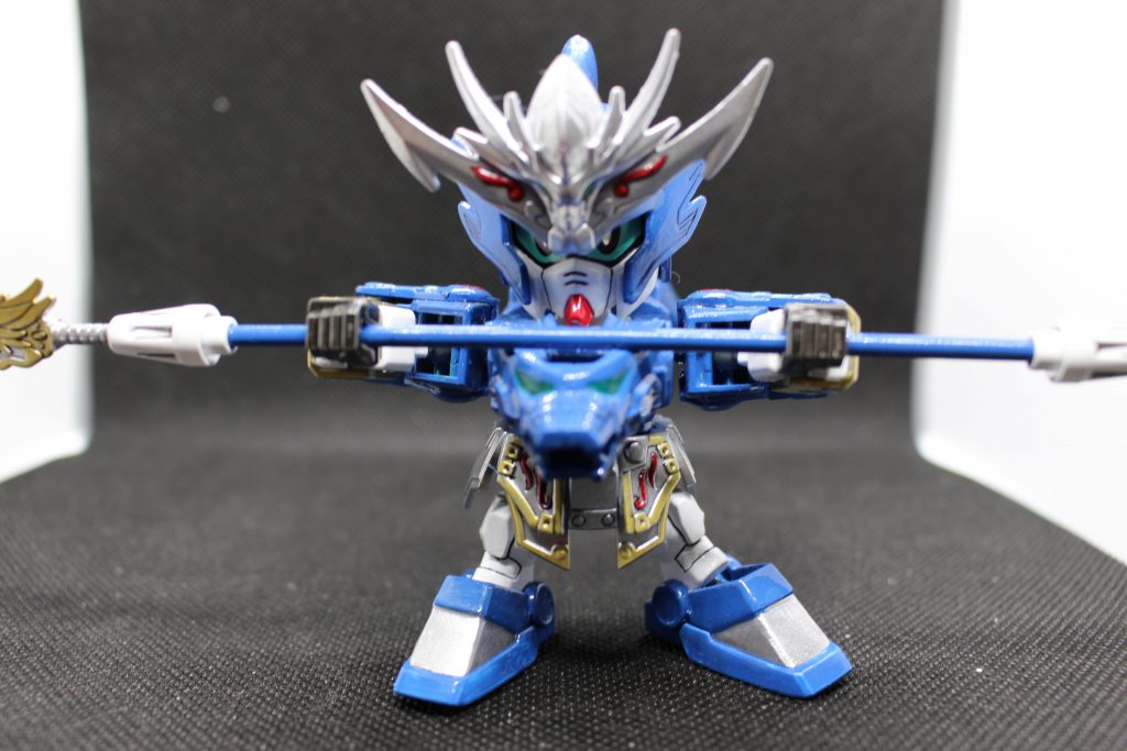 説明書のイラストのこの構えがやりたかった。