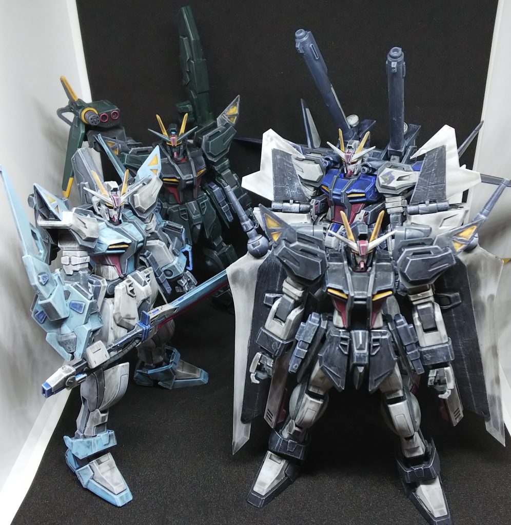 ストライクE４機を並べる感動に震えましたw