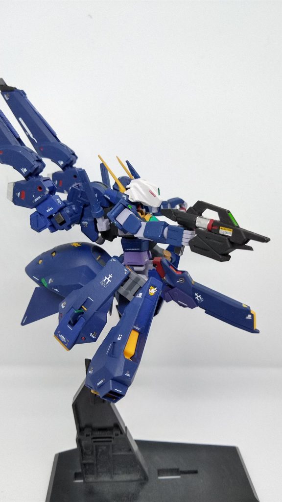 コアビームスプレーガン。元々カードリッジ式だったので、その部分をヘイズル系お馴染みの二連カードリッジに変更