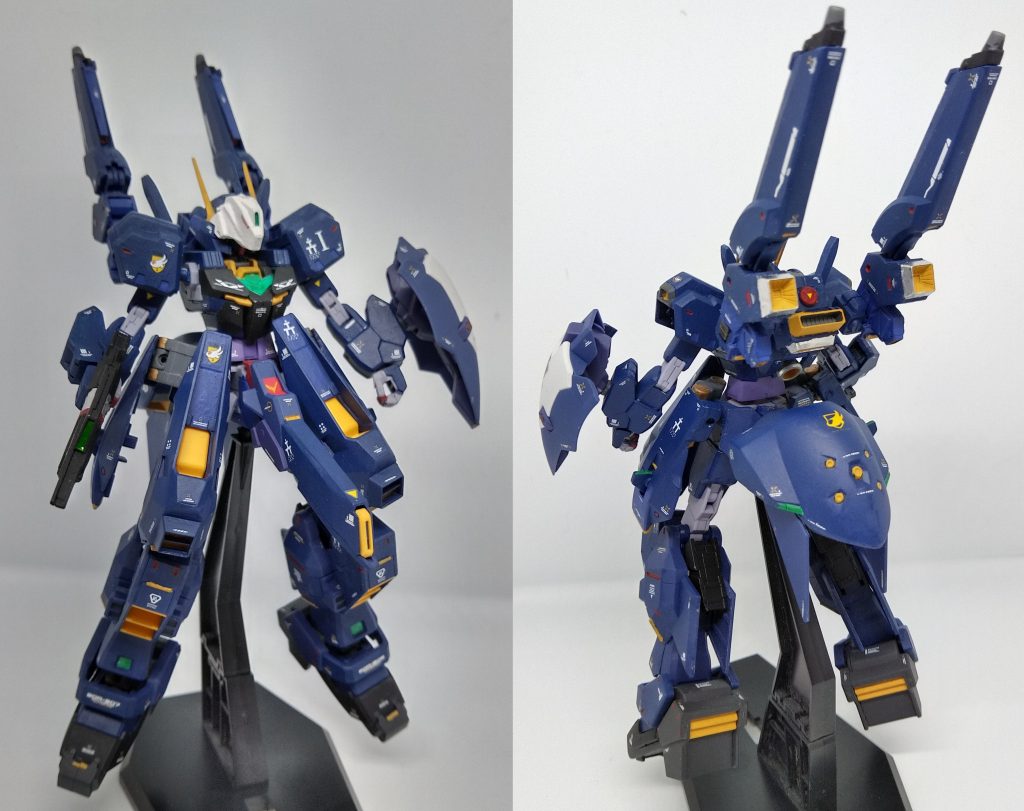 コアウーンドウォートガンダム・ヘイズルアーマー アーマーフル装備状態です。各アーマーはアドバンスド・ヘイズルから、シールドとブースターユニットと本体アーマーはヘイズルⅡから持ってきています。