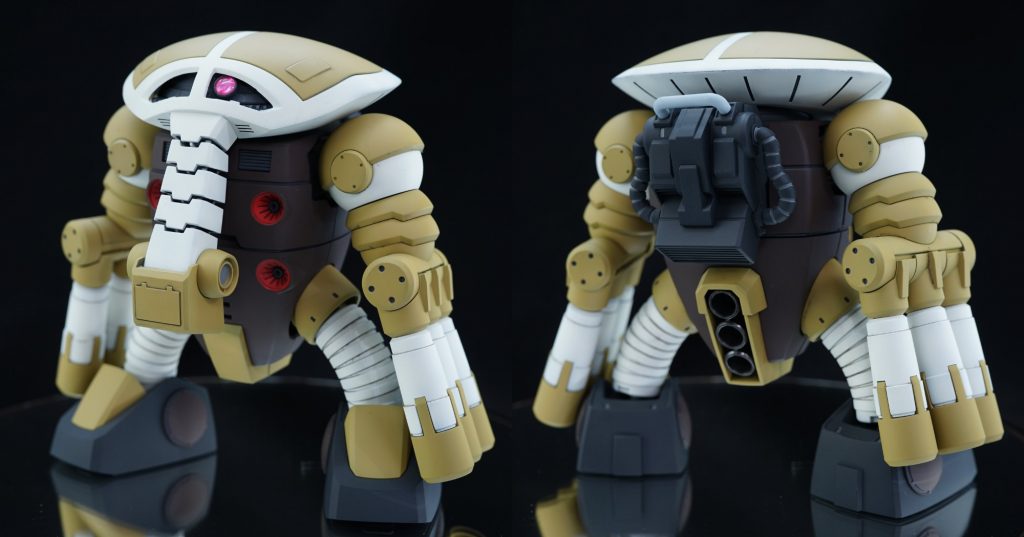 ## 前後から
ジャブロー攻略のために開発された特殊戦用MS