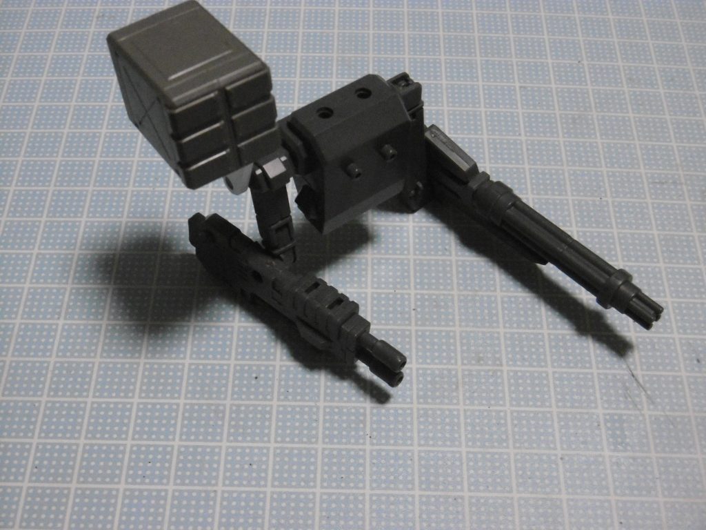 組み上げるとこのようになります。