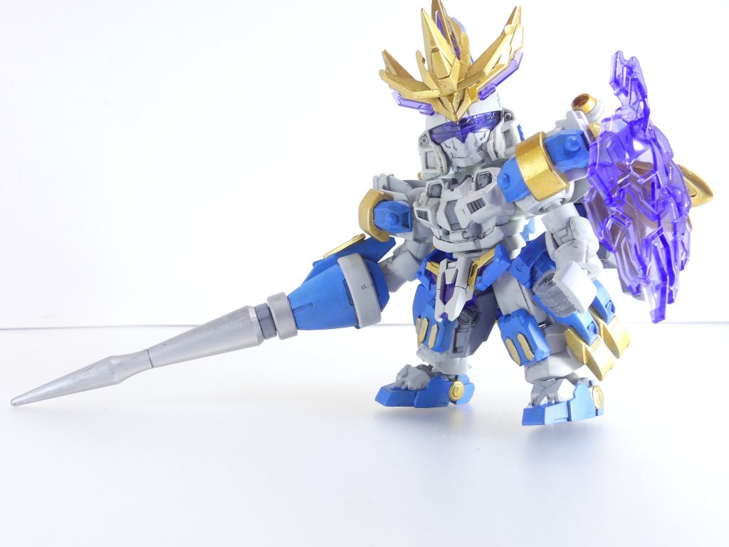 【おまけ2】シールドは突撃主体の本機には似合わないと判断し使用していません・・・一応付けて見た図です。【次回予告】騎士。*インジャスティスウェポンズ*を。