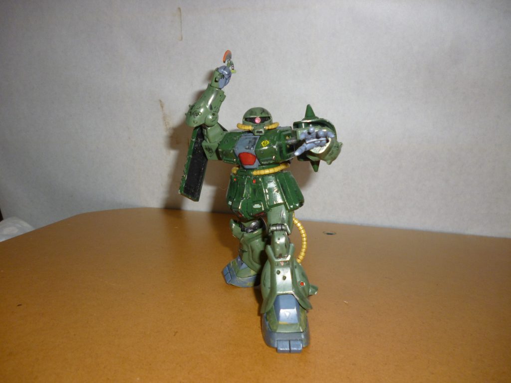 最後までご覧いただき、ありがとうございました。「ポケットの中の戦争」はストーリーがあまりガンダムらしくないということもあり好みが分かれる作品のようですが、個人的には小、中学校の道徳の授業で子供に見せても良いんじゃないかと思えるほど、いろいろと考えさせられる、感動的な名作だと思います。もし、まだご覧になったことがないという方がいらっしゃったら、お正月休みの間に是非視聴してみてください。最後になりますが、本作品をご覧になっての感想などいただけますと幸いです。