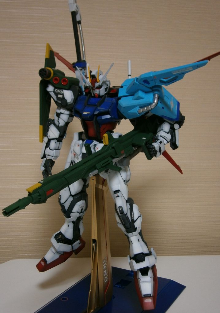 PGストライクガンダム–2枚目/制作者：RC200