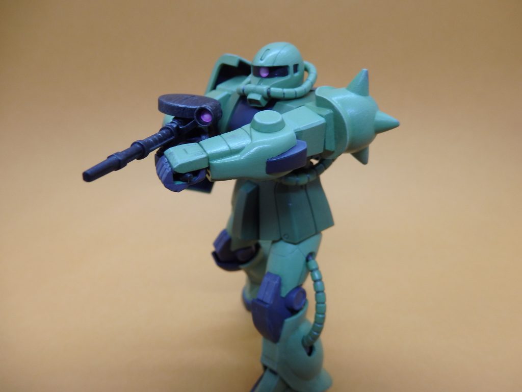 精一杯のアクションポーズ