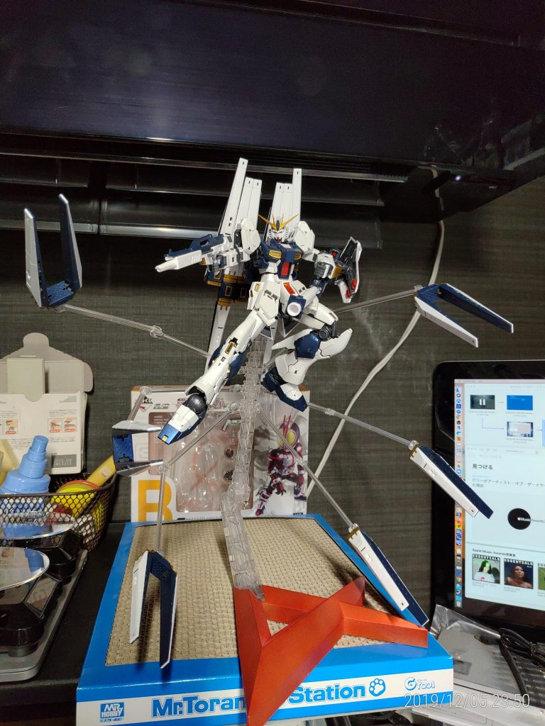 νガンダムRG–5枚目/制作者：taktak