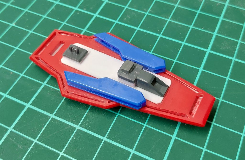 シールド裏にソードビット基部とGNライフルを追加、これによりシールドをビットの様に使うことが可能