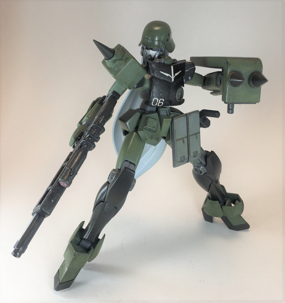 ザクⅡのスパイクシールド。
素手の方が強いですよね?とかそういうことは言わない。