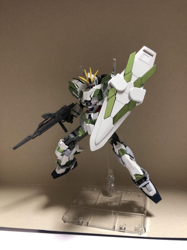 ナラティブガンダム(覚醒ver)–3枚目/制作者：キンタク