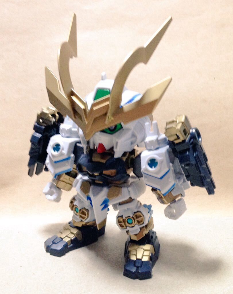 こっちの角もカッコいい。