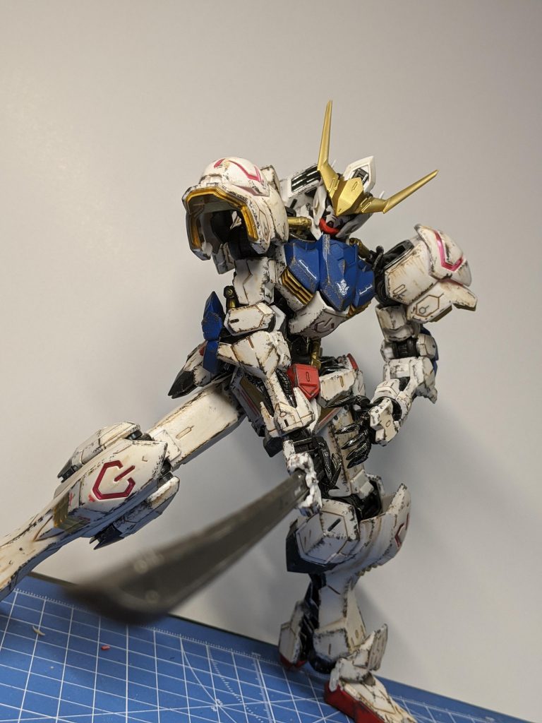 太刀を持って一枚