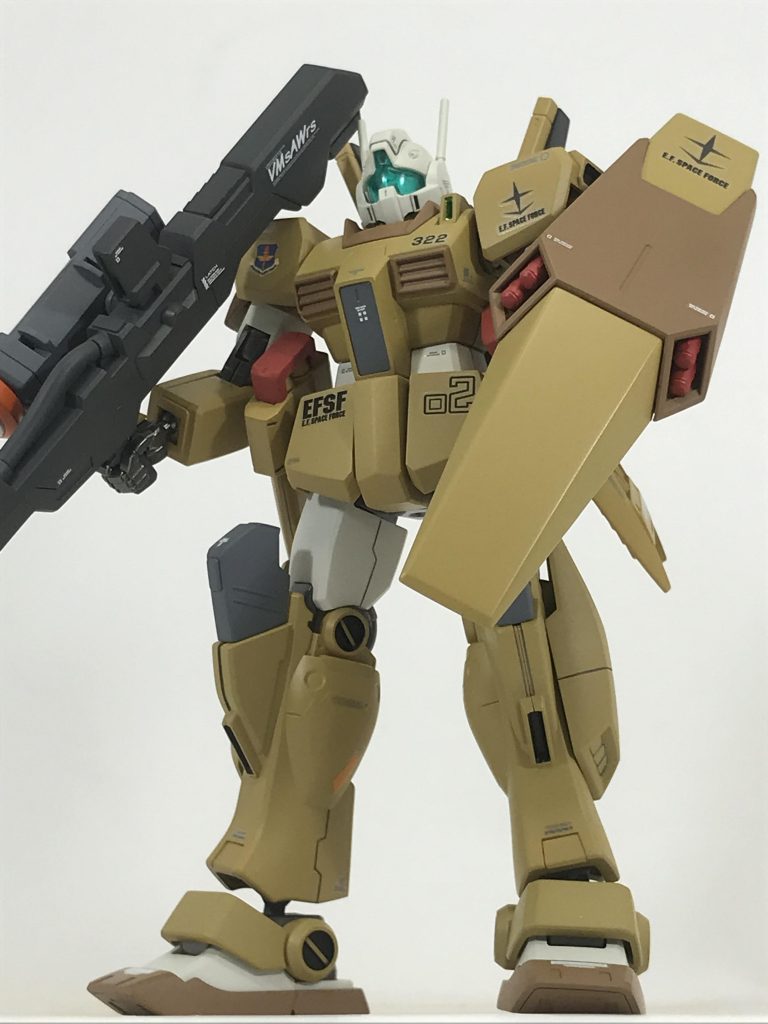 次に2号機（機体No.322）です。こちらも加工は合わせ目消しのみ。コンセプトは3号機と同じ、UC時代設定の為、リゼルのロングビームライフルを装備してみました。