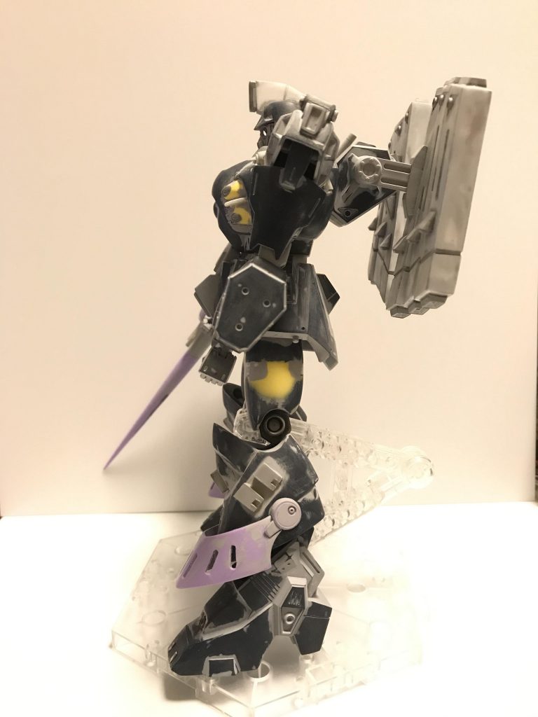 シェルフノズルがプラ板の箱組みで作ったため重くなり後ろに倒れやすくなってしまいました。