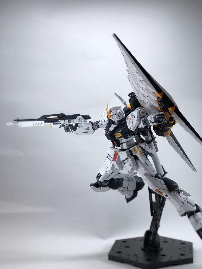 RGνガンダム–2枚目/制作者：モカ