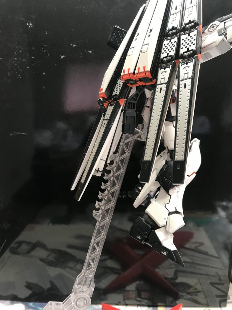 フィンファンネル裏面は全てシルバーセミグロスに塗り分け、、、精神的にやられそうになりましたがやって良かったwww