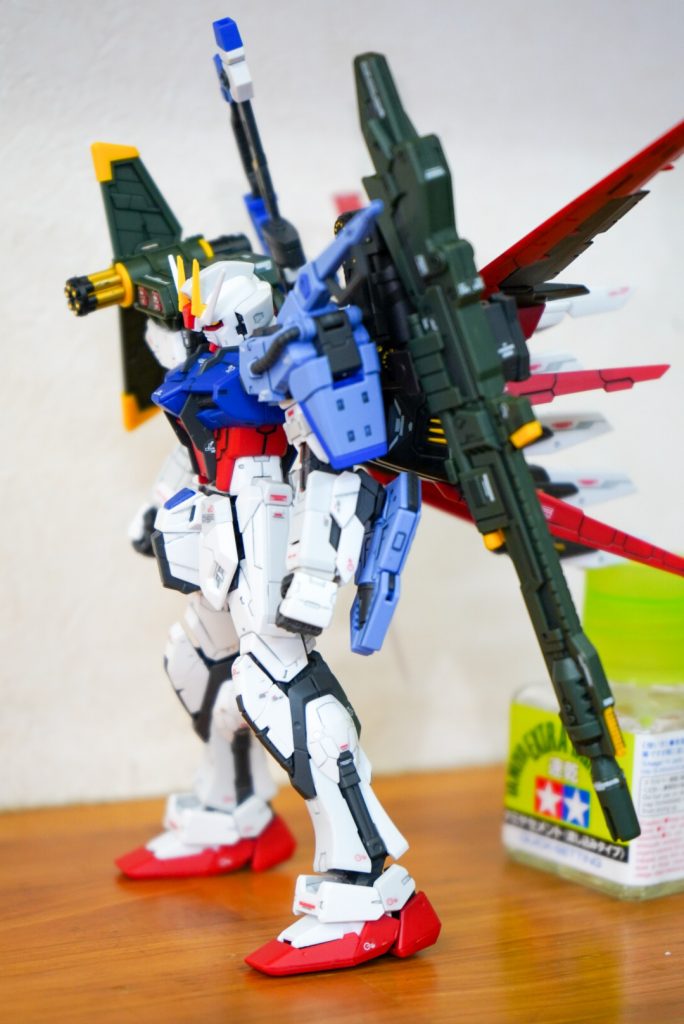 まだ貼ってないデカールもありますが、力尽きたので。