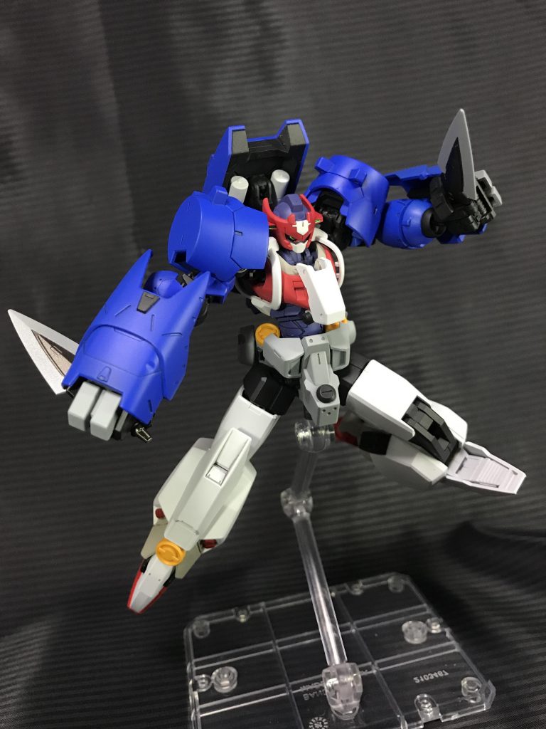 *クナイ*
腰にはクナイを装備。