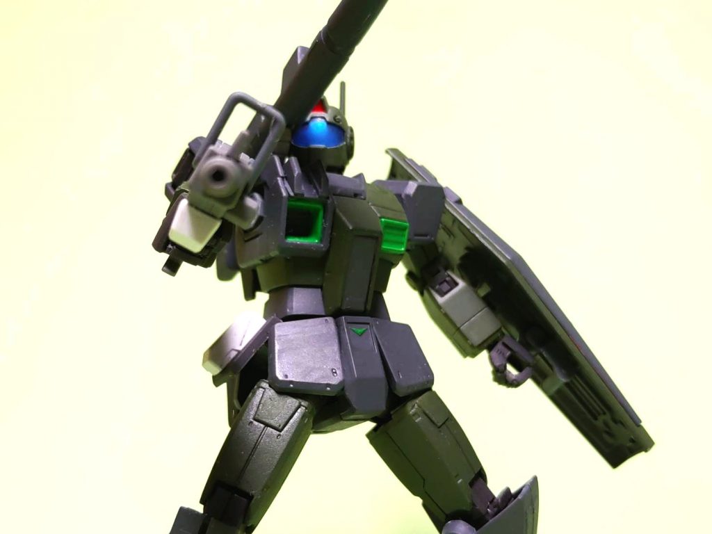 機体カラーはグリーンを基調としてジャーマングレイと合わせています。
また、各部にライトグリーンのアクセントを入れております。