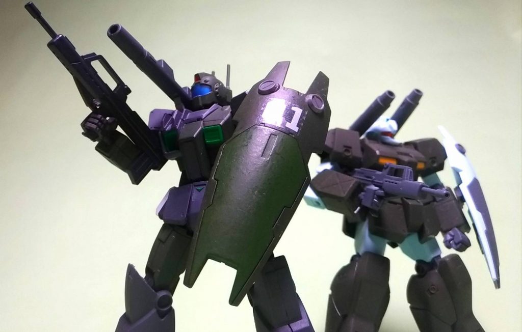 戦後に現地回収し、装備を更新したジムキャノンという設定でパシャリ