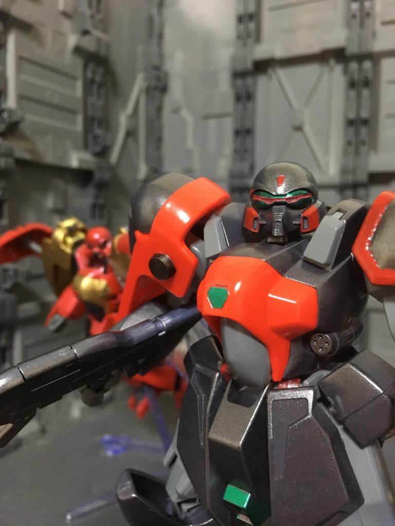 アップショット
やはりお顔の主張はガンダム界屈指の個性
メインカメラ閉状態です