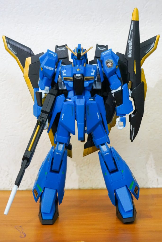 日ハムデカールだけでは寂しいかと思って、挫折したRGゼータのデカールを少し出しました。