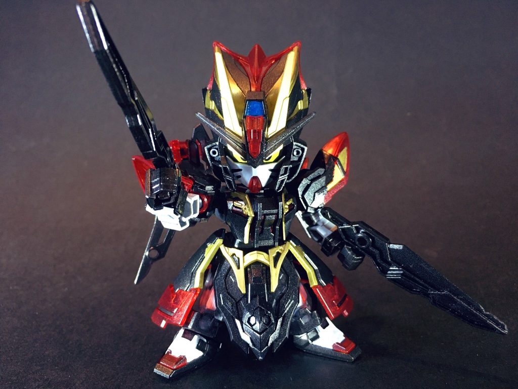 「漆黒の冠衣を翻す王佐の才。
明晰な才智で曹魏王朝黎明期の覇業を支えた功臣。」