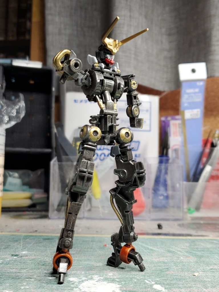 ちゃんとガンダムフレームつかってますよーという画像笑