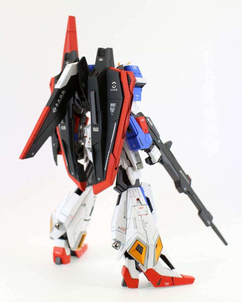 塗装はガイアノーツ基本。サフもメカサフ。
少量混ぜたプレミアムシリーズで発色がかなり良くなりビックリ。
たぶん16年前にガイアさんはなかったのです。