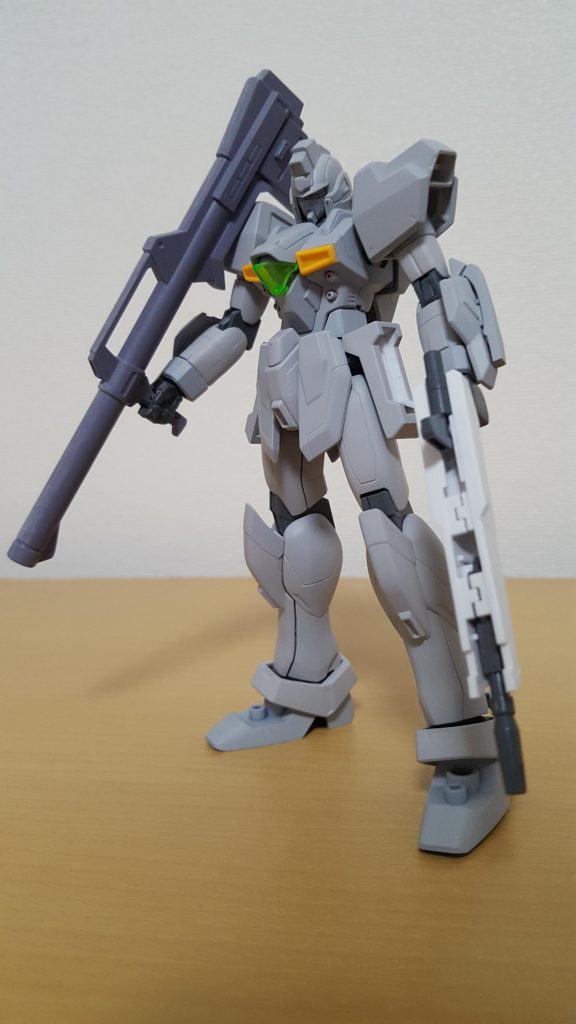 初めてのサフを吹いてからの塗装をしました…サフ状態がカッコいいという方の気持ちが分かった(笑)