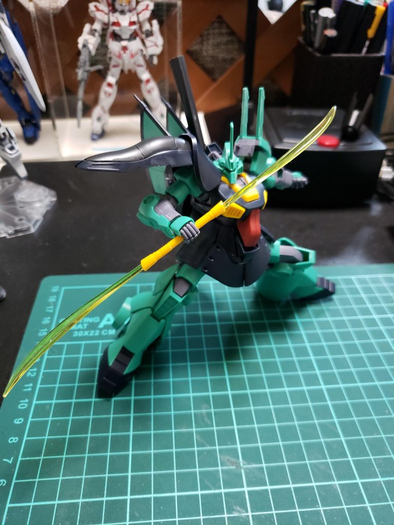 素組み🎵アムロ機カラーもカッコいい(//∇//)