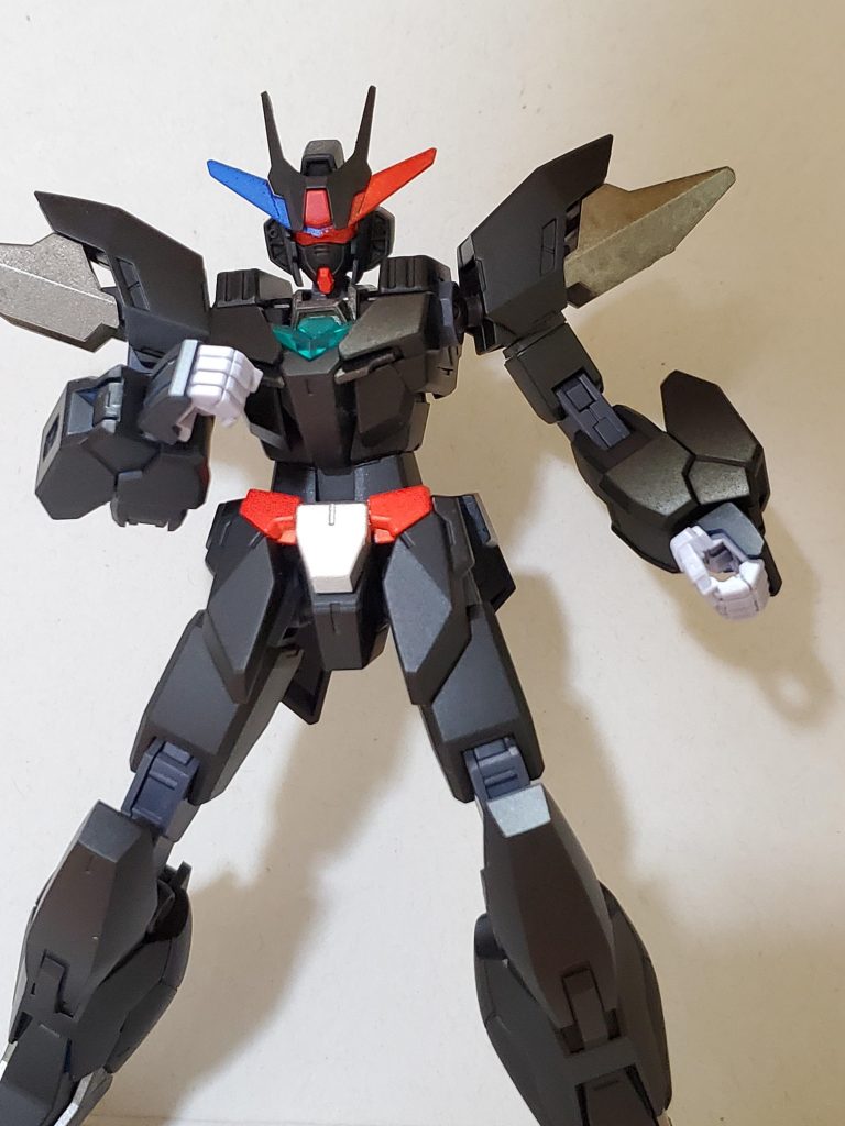 目の色は暴走フォームの為、EXAMシステムと同じ赤眼にしています。